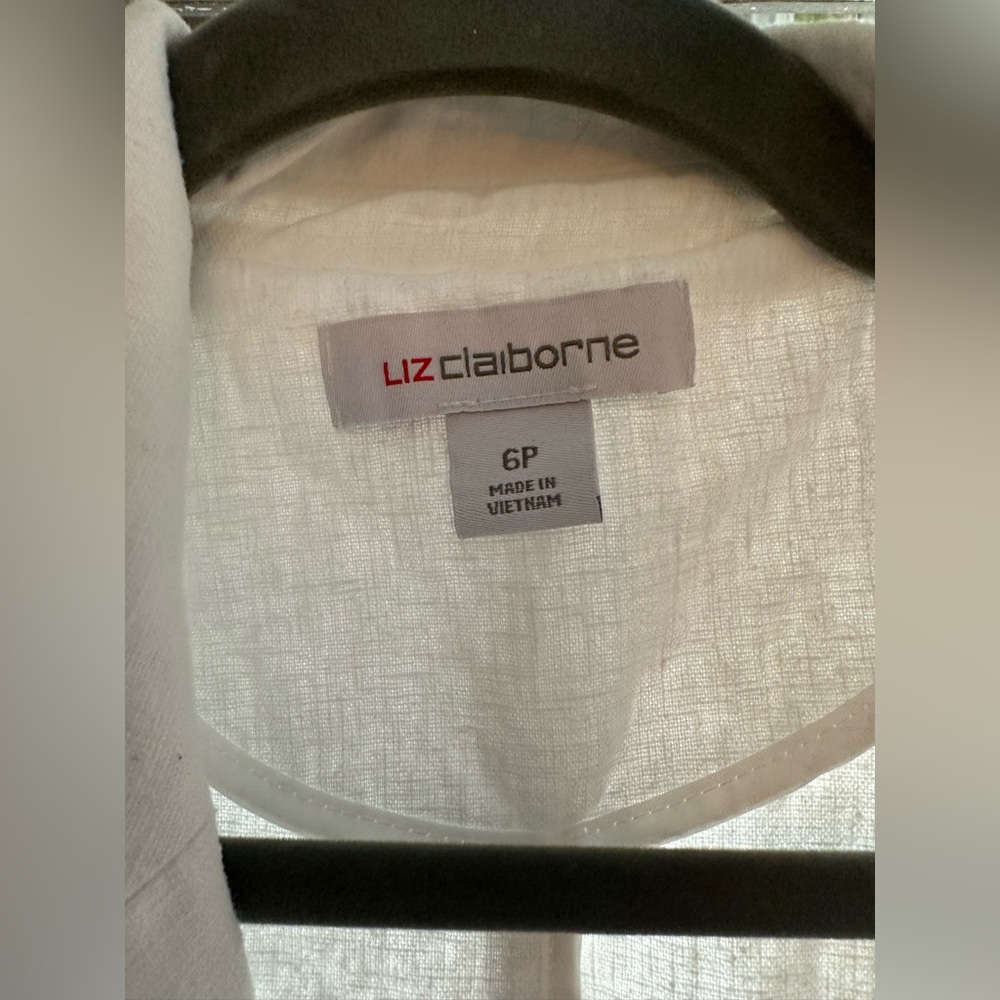 Liz Claiborne | White Linen Blazer - Picture 5 of 8